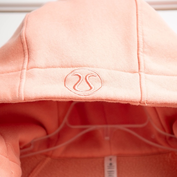 Lululemon Full Zip Cropped Scuba Hoodie Sz 4 Peach Color Athleisure Yoga Lounge - Picture 4 of 6